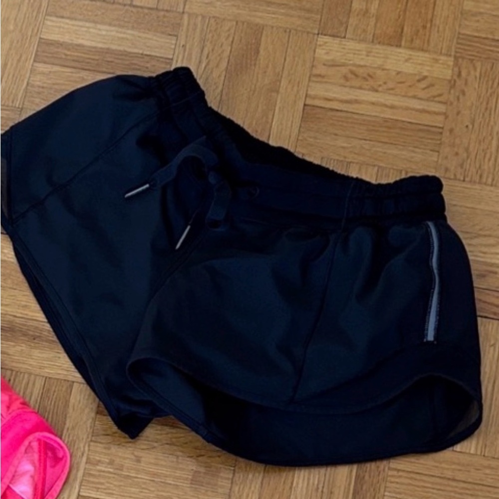 Lululemon black shorts 4